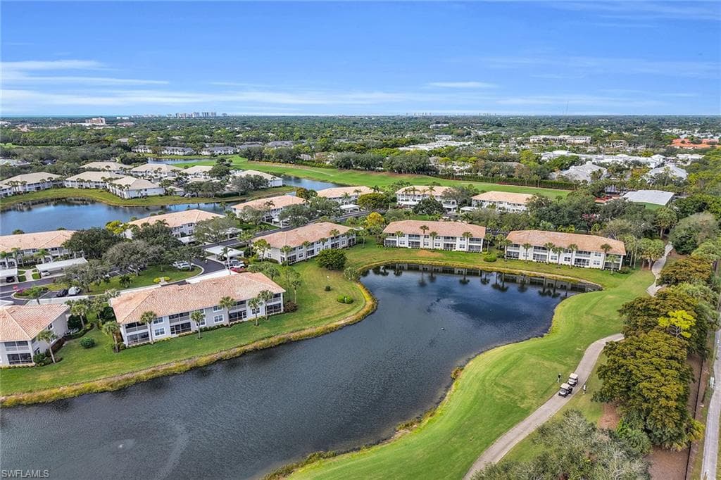 2350 Carrington CT # 202, NAPLES FL 34109-32
