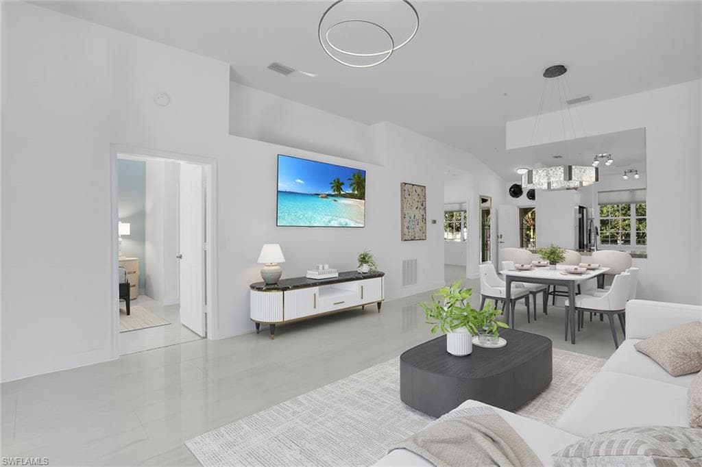 2350 Carrington CT # 202, NAPLES FL 34109-10