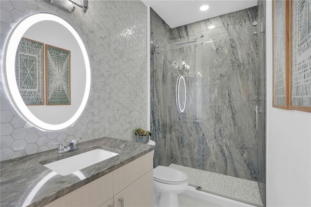 2350 Carrington CT # 202, NAPLES FL 34109-24