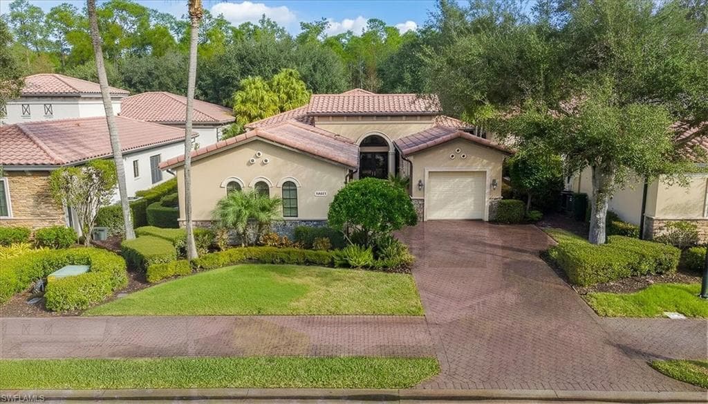 16834 Cabreo DR, NAPLES FL 34110-1