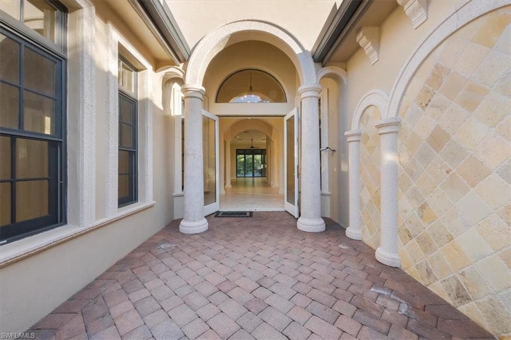 16834 Cabreo DR, NAPLES FL 34110-4