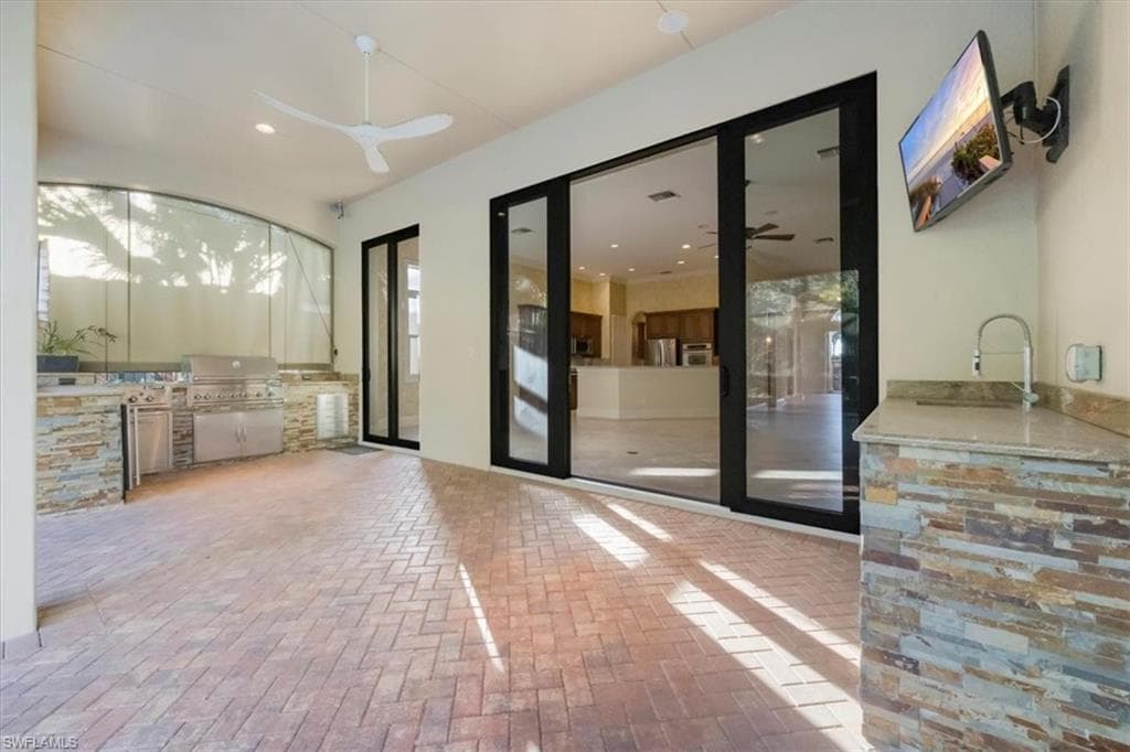 16834 Cabreo DR, NAPLES FL 34110-34