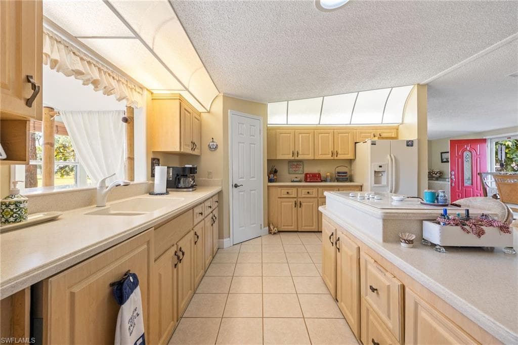 19675 Eagle Trace CT, NORTH FORT MYERS FL 33903-15