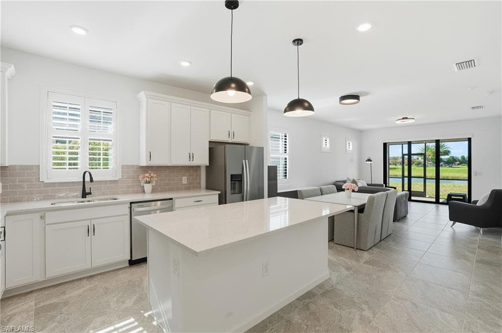 1645 Serena AVE, NAPLES FL 34120-1