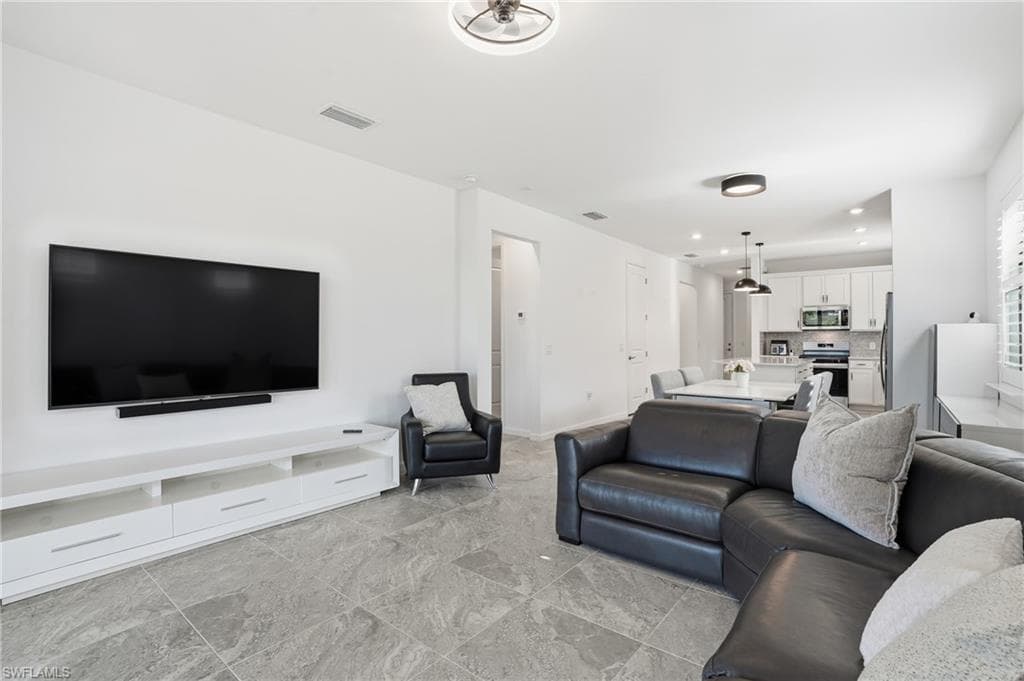1645 Serena AVE, NAPLES FL 34120-6