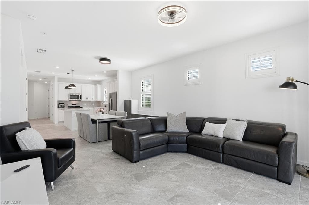 1645 Serena AVE, NAPLES FL 34120-3