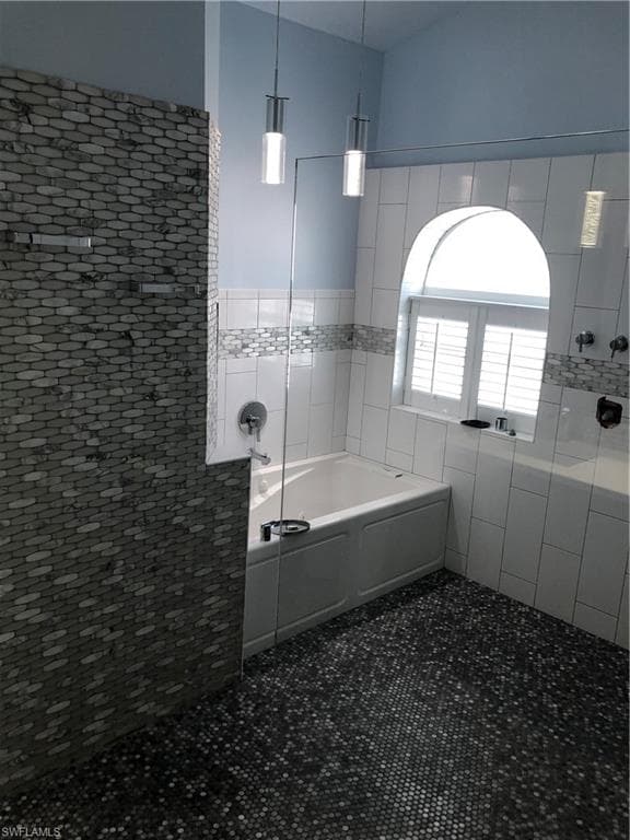 7500 Cameron CIR, FORT MYERS FL 33912-3