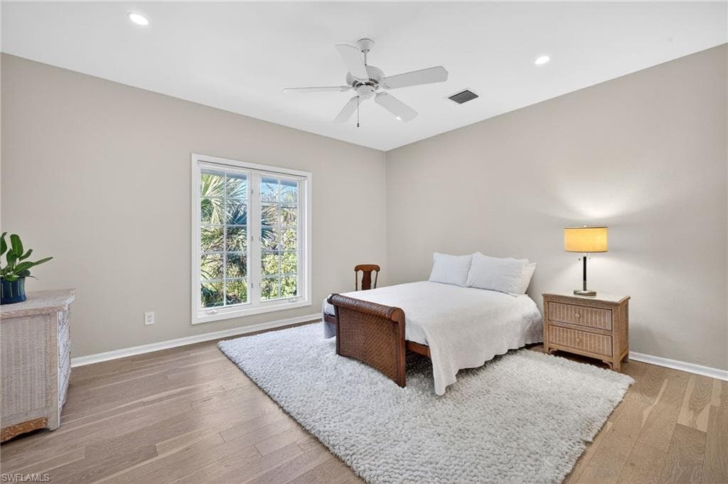 290 Southwinds DR, SANIBEL FL 33957-26