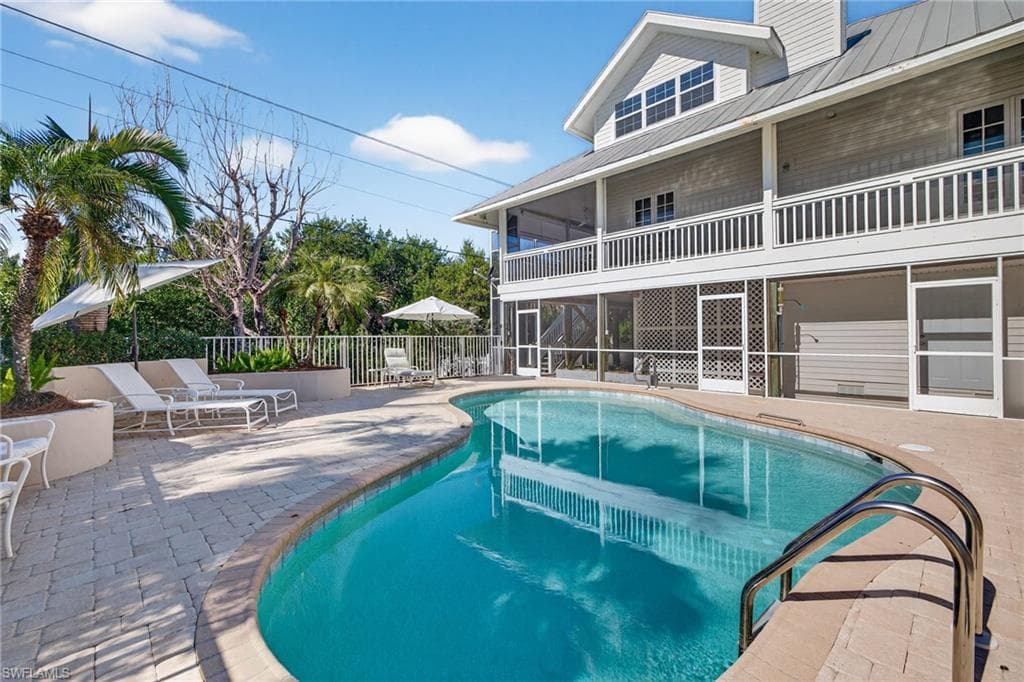 290 Southwinds DR, SANIBEL FL 33957-15
