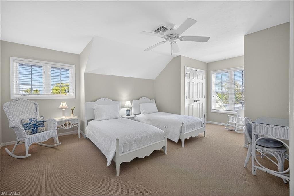 290 Southwinds DR, SANIBEL FL 33957-27