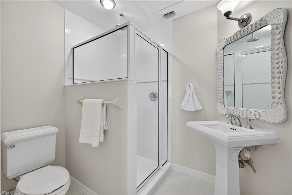 290 Southwinds DR, SANIBEL FL 33957-29