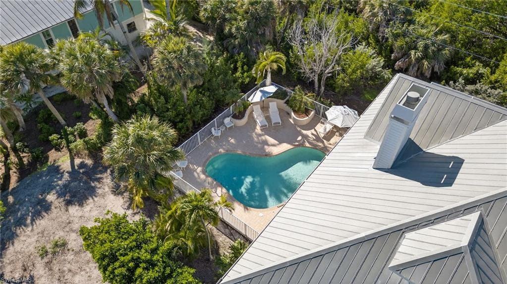 290 Southwinds DR, SANIBEL FL 33957-37