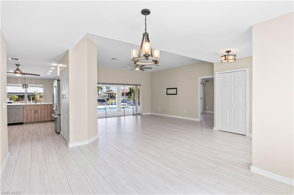 3446 Pinetree DR-16