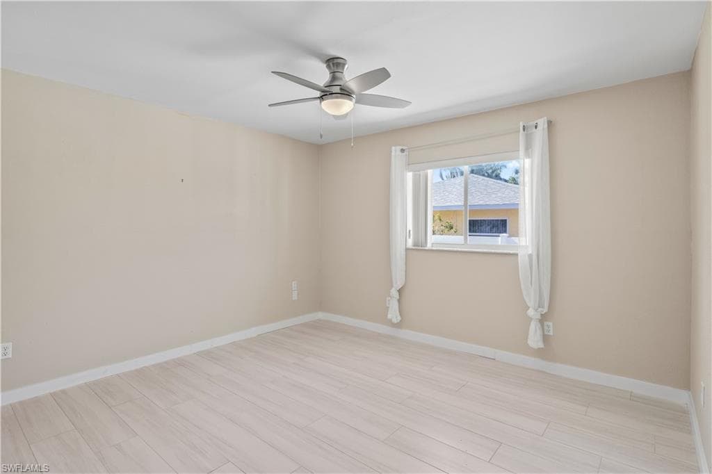 3446 Pinetree DR-32