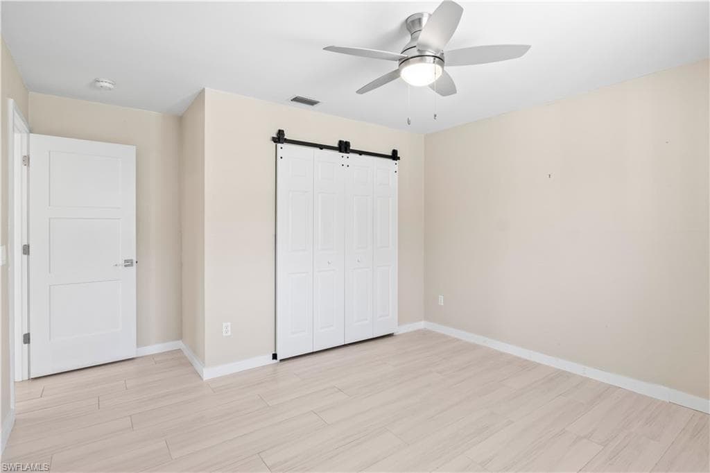 3446 Pinetree DR-33