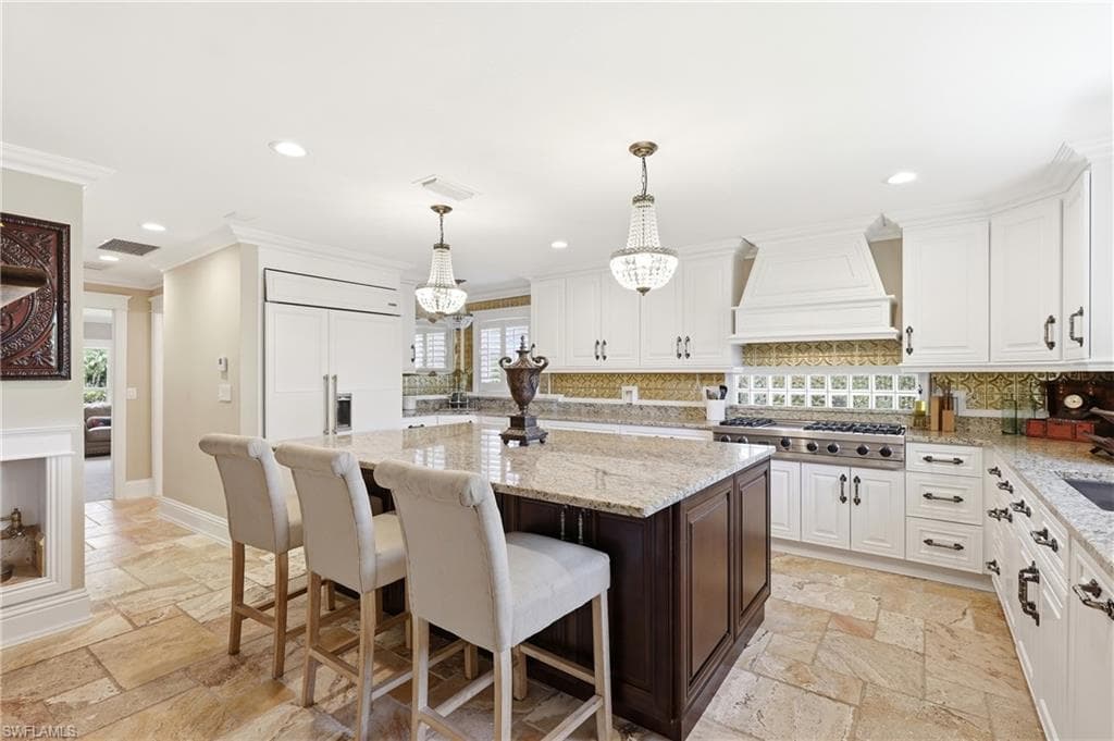 1748 Jewel Box DR-2