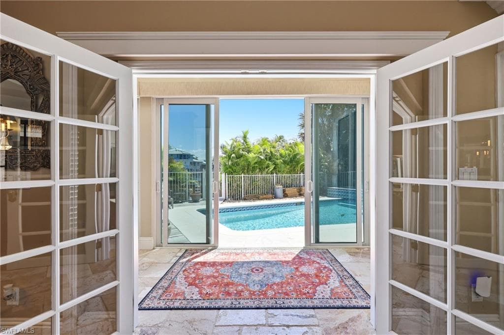 1748 Jewel Box DR-33