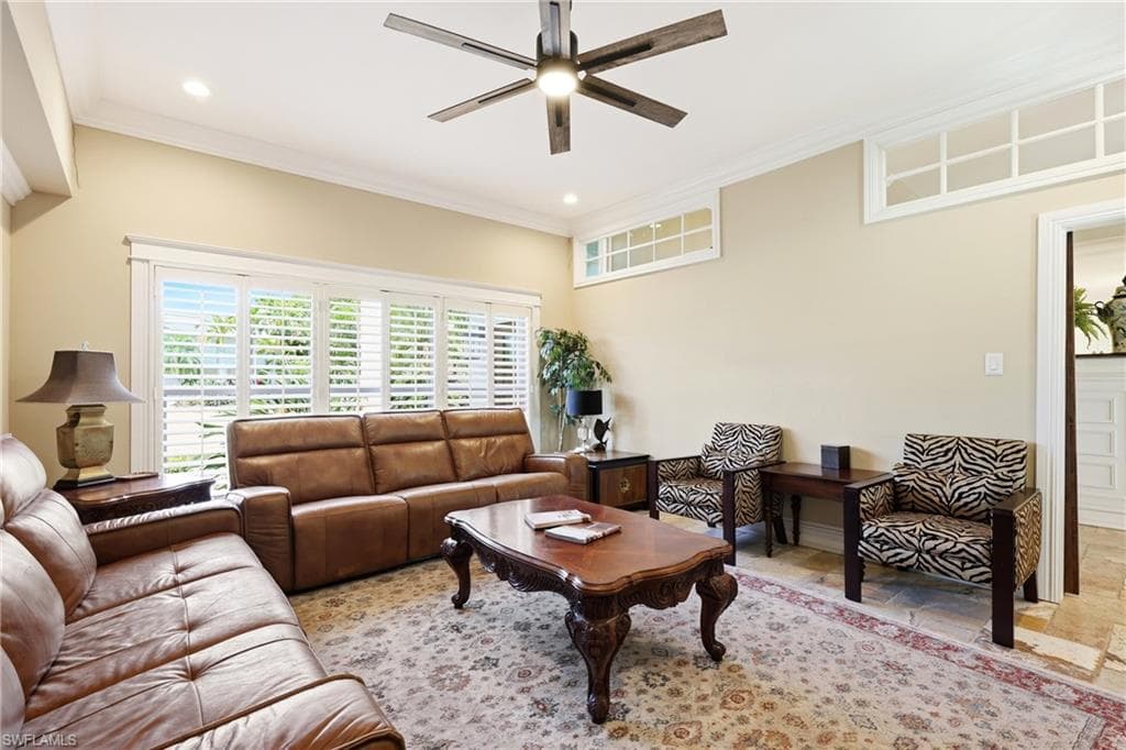 1748 Jewel Box DR-14