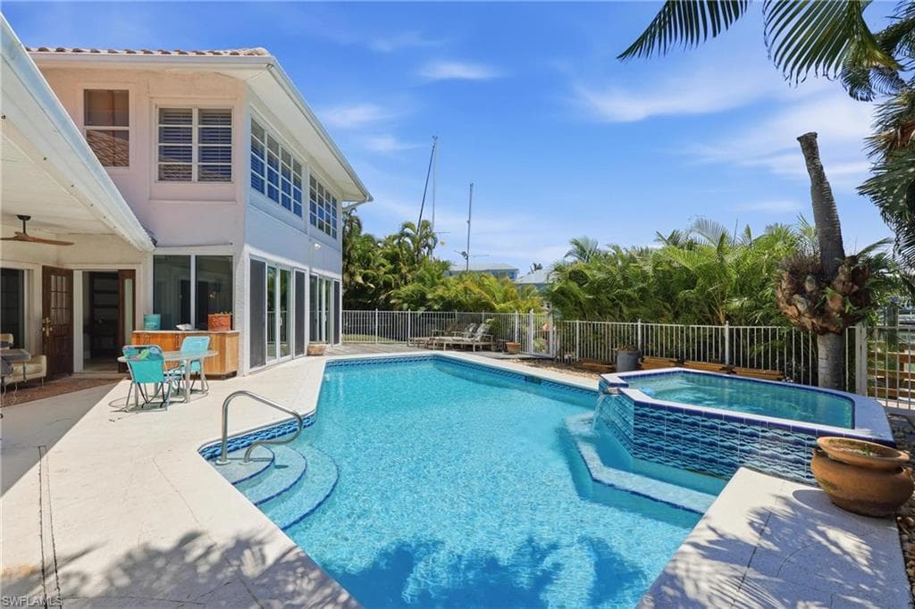 1748 Jewel Box DR-43