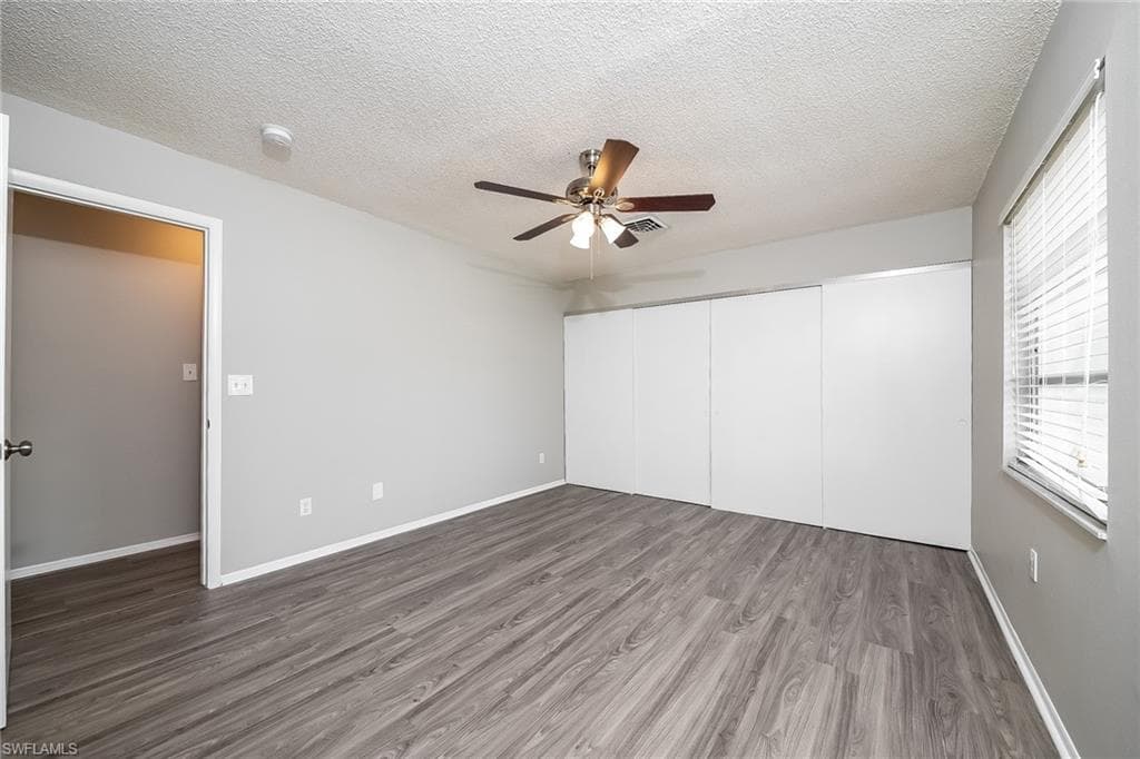 744 Pineland AVE, VENICE FL 34285-8