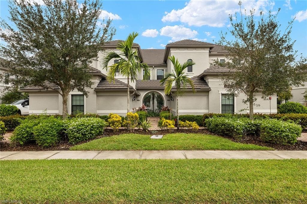 12041 Covent Garden CT # 2201, NAPLES FL 34120-25