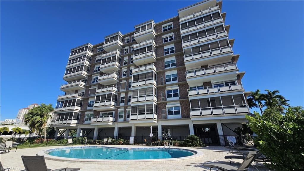 2350 W 1st ST # 303, FORT MYERS FL 33901-1