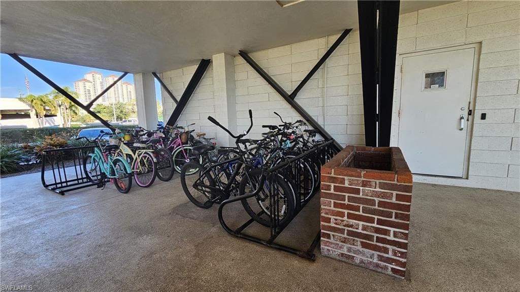 2350 W 1st ST # 303, FORT MYERS FL 33901-25