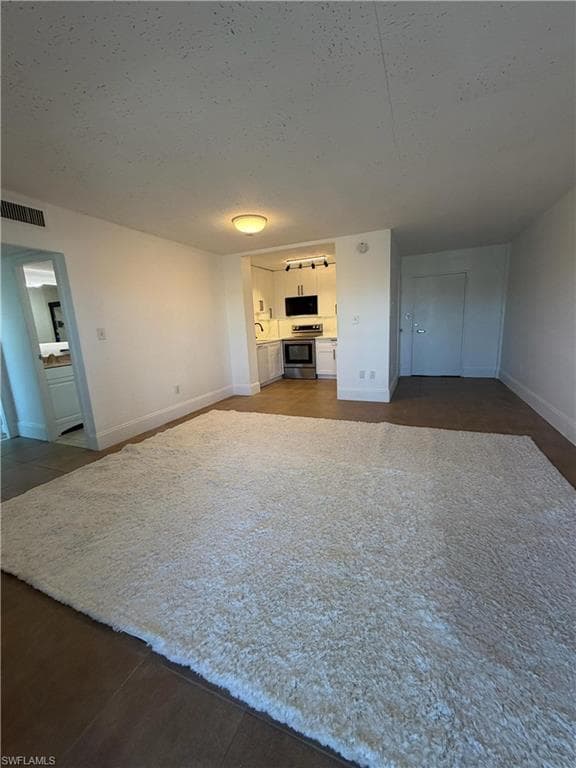 2350 W 1st ST # 303, FORT MYERS FL 33901-8