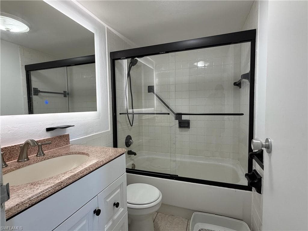 2350 W 1st ST # 303, FORT MYERS FL 33901-17