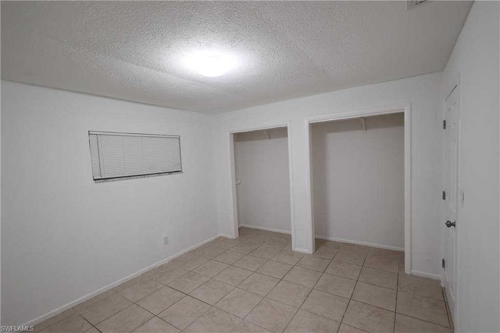 1652 Cypress DR, FORT MYERS FL 33907-46