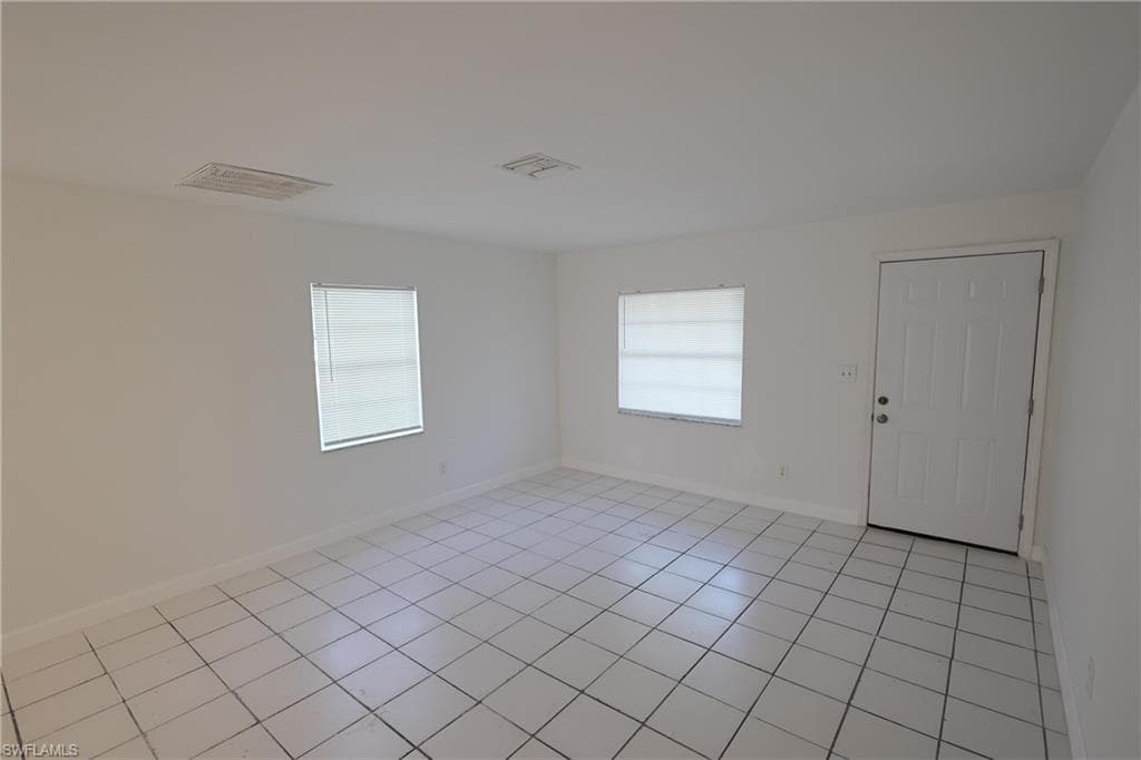 1652 Cypress DR, FORT MYERS FL 33907-11