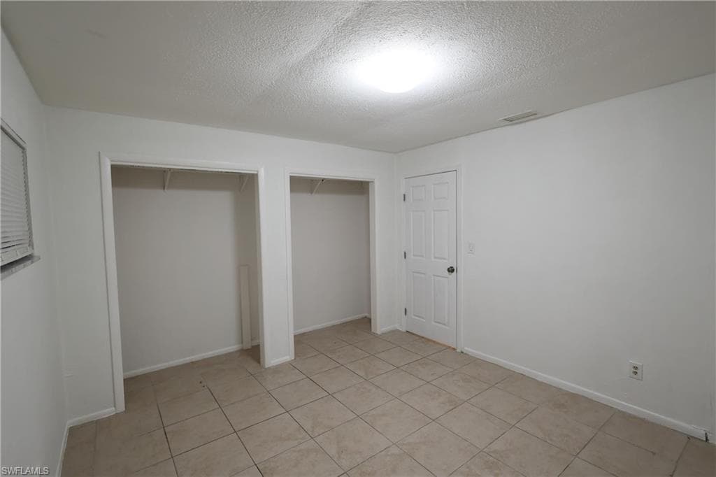 1652 Cypress DR, FORT MYERS FL 33907-47