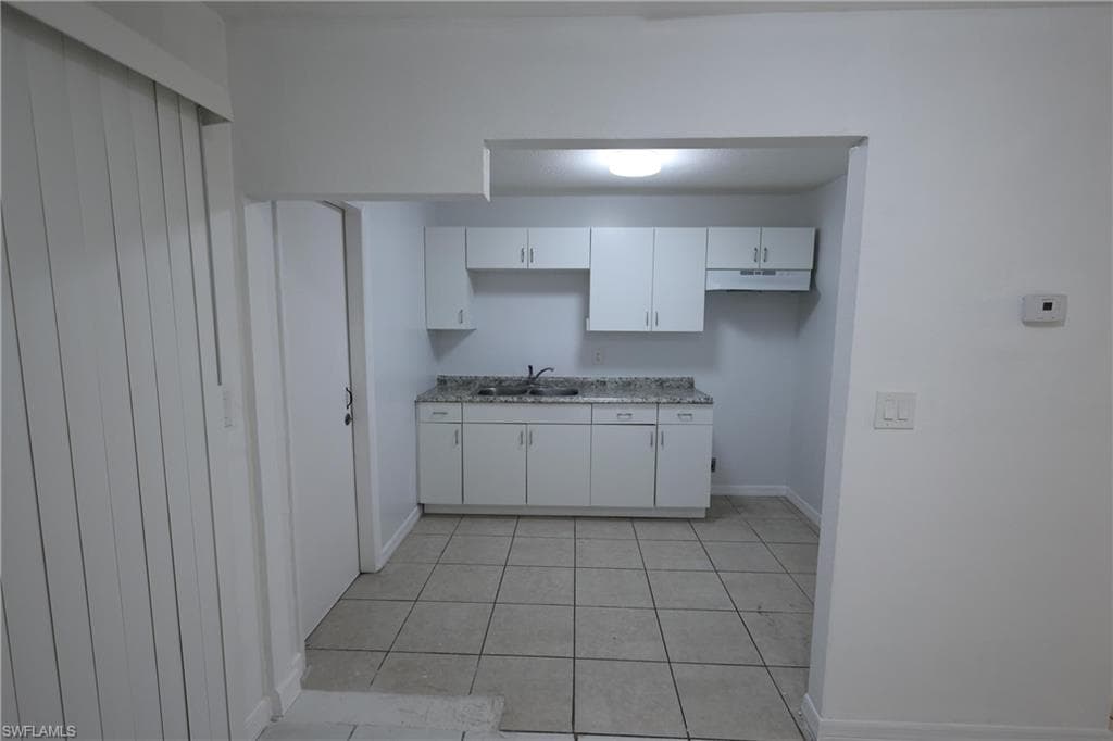 1652 Cypress DR, FORT MYERS FL 33907-34