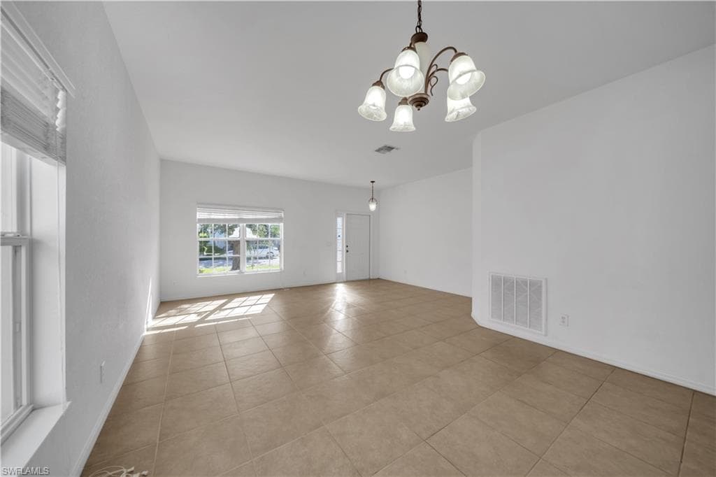 8125 Silver Birch WAY, LEHIGH ACRES FL 33971-5