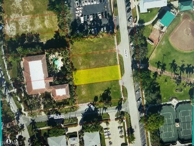 670 Park ST-1