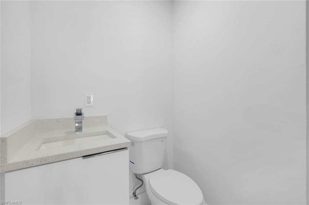 3435 Enterprise AVE # 4, NAPLES FL 34104-14