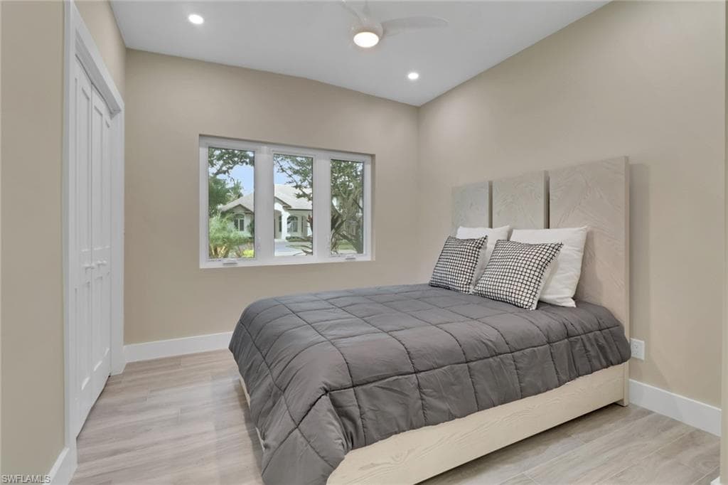 5150 Sand Dollar LN, NAPLES FL 34103-23