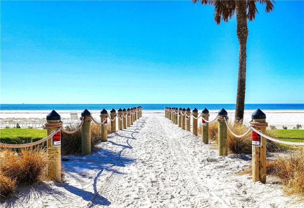 2800 Estero BLVD, FORT MYERS BEACH FL 33931-40