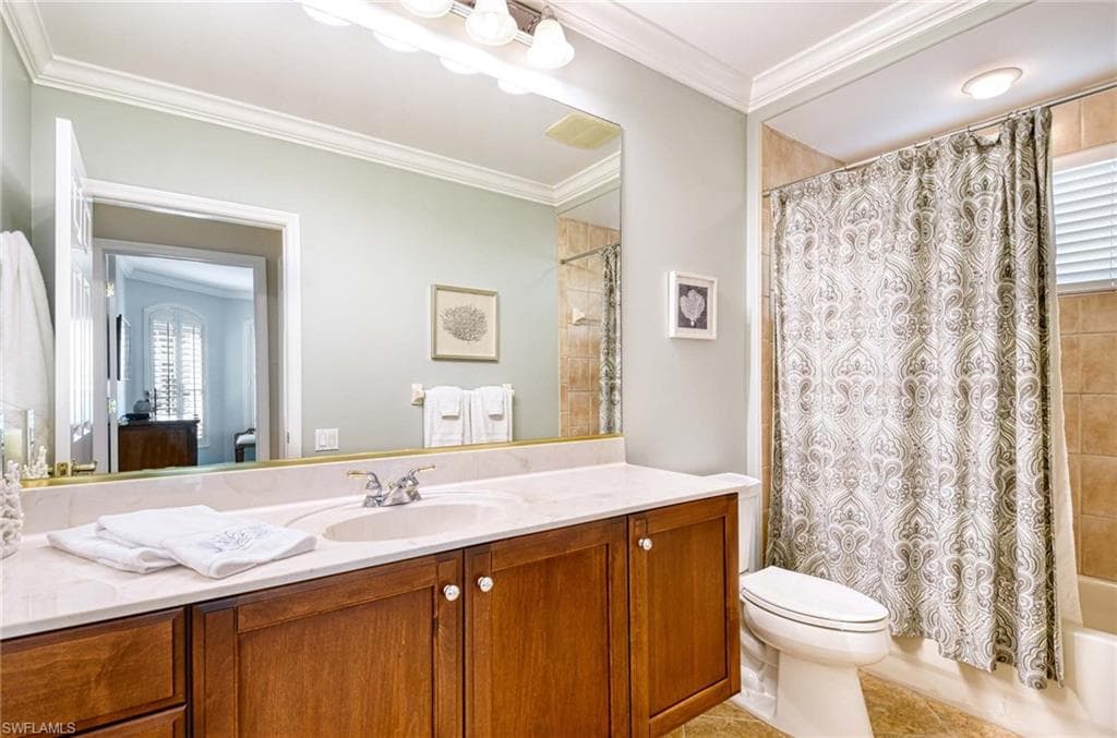 2917 Lone Pine LN, NAPLES FL 34119-19