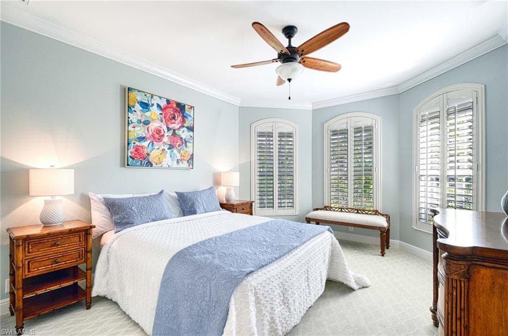 2917 Lone Pine LN, NAPLES FL 34119-18