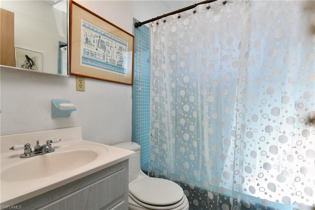 2212 E 6th ST, LEHIGH ACRES FL 33936-21