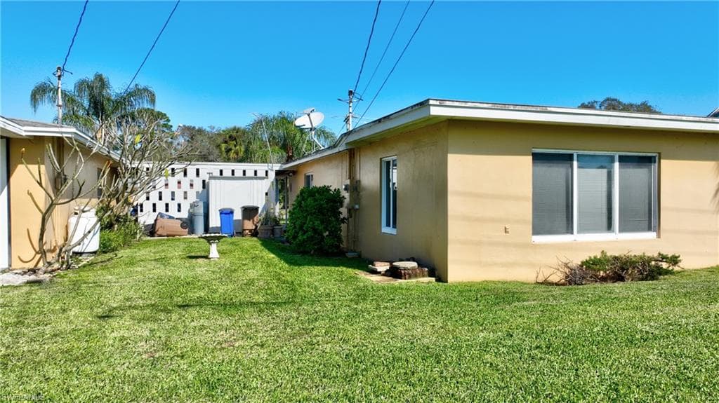2212 E 6th ST, LEHIGH ACRES FL 33936-32