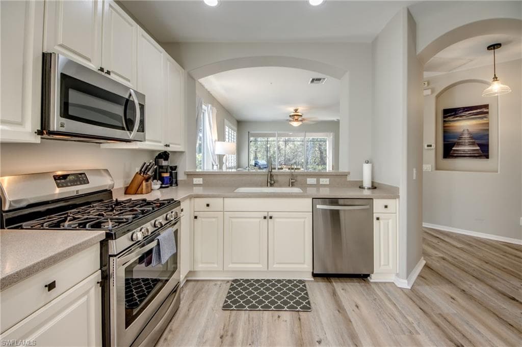 10600 Tirano CT, FORT MYERS FL 33913-16