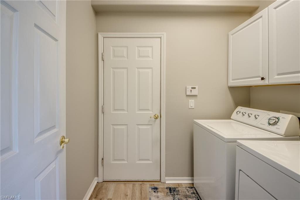 10600 Tirano CT, FORT MYERS FL 33913-29