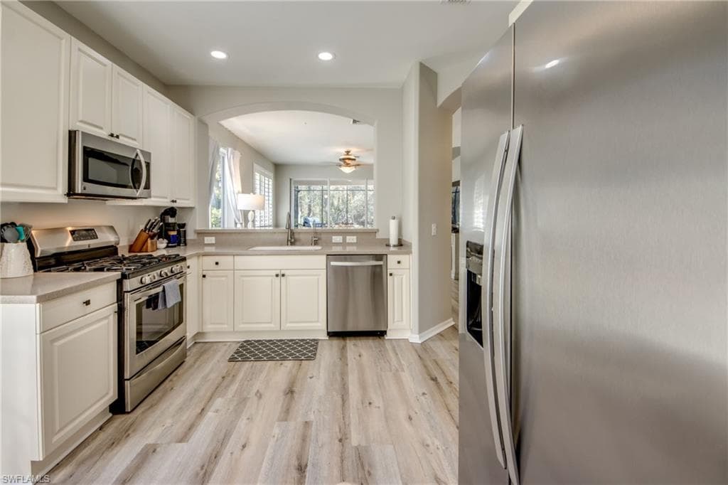 10600 Tirano CT, FORT MYERS FL 33913-19