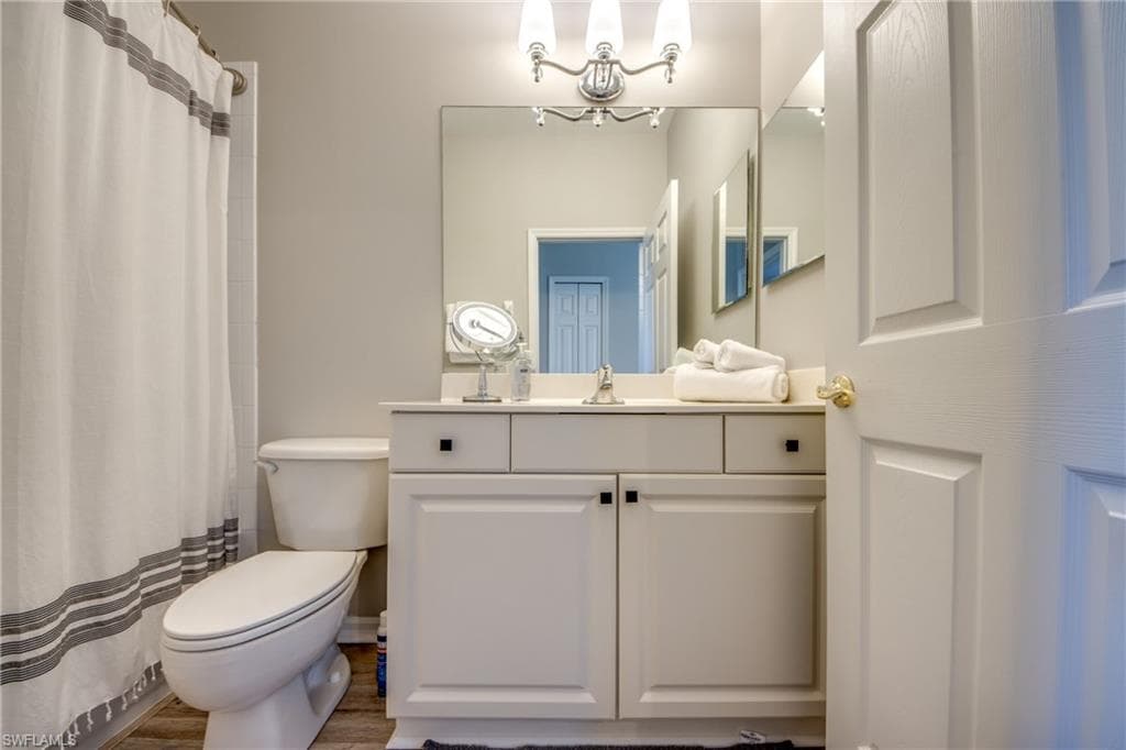 10600 Tirano CT, FORT MYERS FL 33913-27