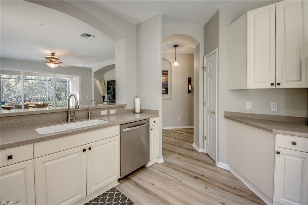 10600 Tirano CT, FORT MYERS FL 33913-17