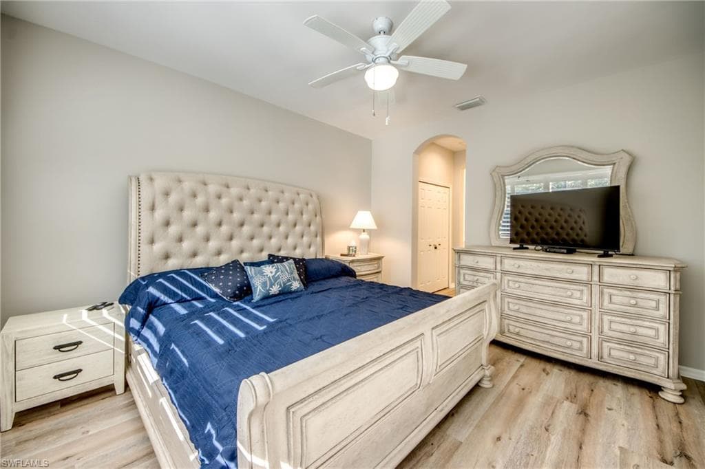 10600 Tirano CT, FORT MYERS FL 33913-23