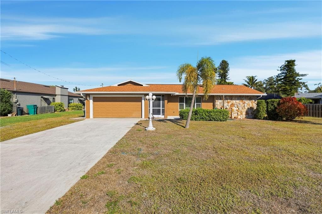 15840 Lake Candlewood DR, FORT MYERS FL 33908-1
