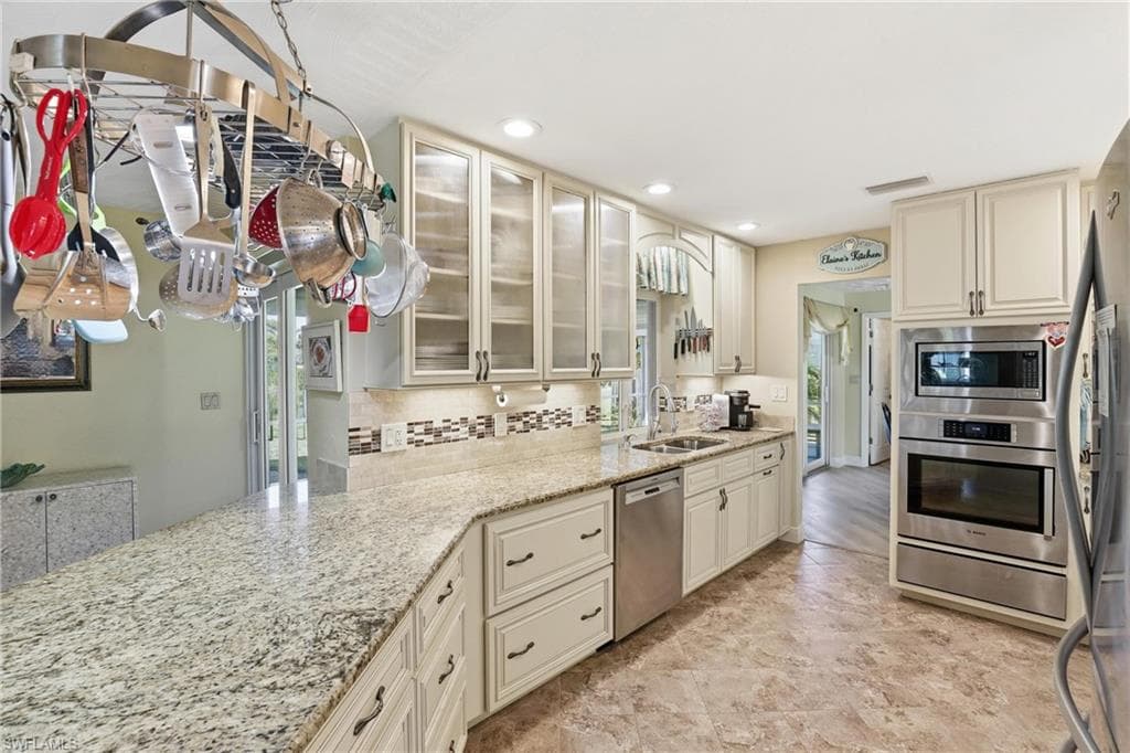 15840 Lake Candlewood DR, FORT MYERS FL 33908-15